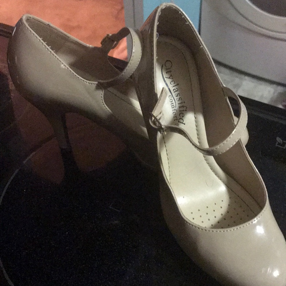4” high heels